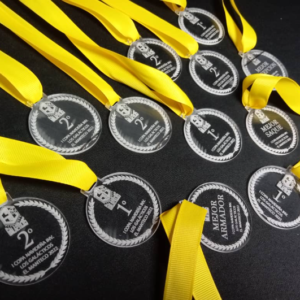 Medallas acrílico 6cm Grabada